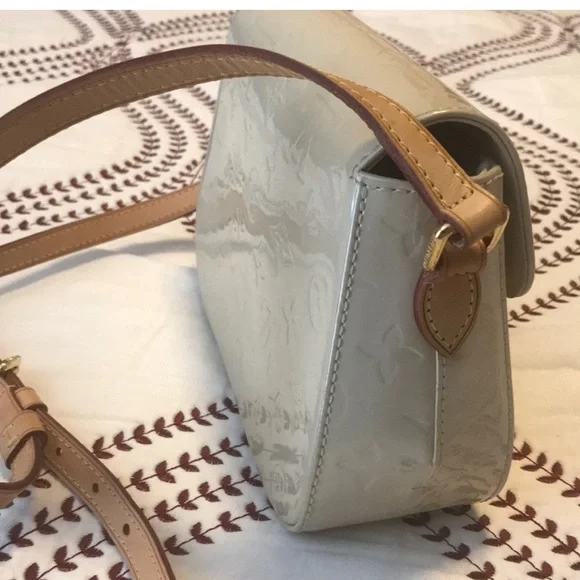 Cute! Vintage Louis Vuitton bag 💋 - Picture 5 of 15